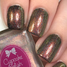 Secret Ingredient - Holographic Topcoat with color shifting Aurora Shimmers