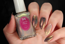 Secret Ingredient - Holographic Topcoat with color shifting Aurora Shimmers